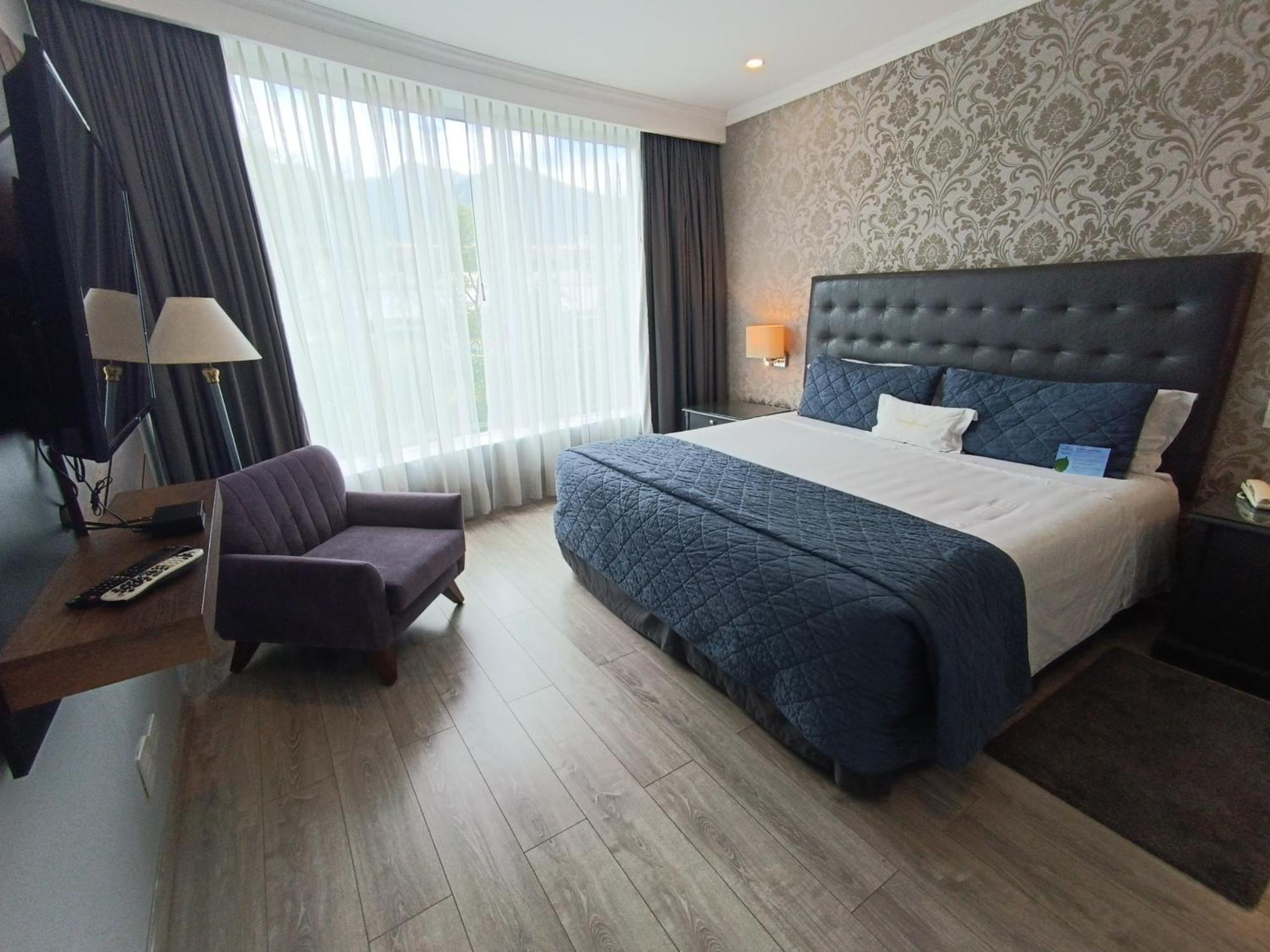 Aparta Hotel Torres De Suites Quito Zewnętrze zdjęcie