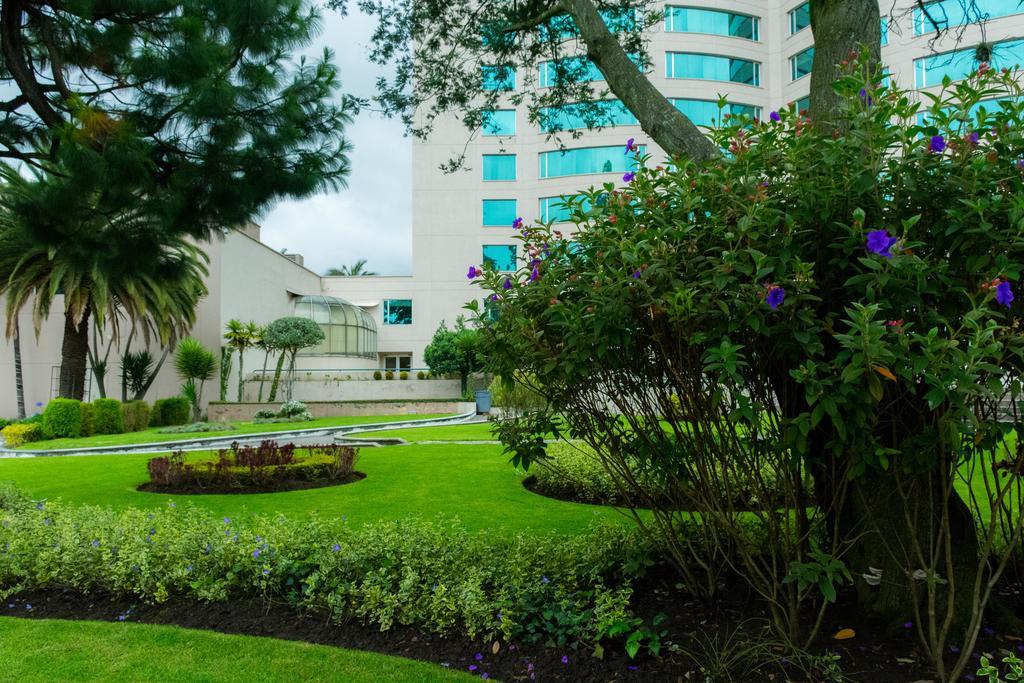Aparta Hotel Torres De Suites Quito Zewnętrze zdjęcie